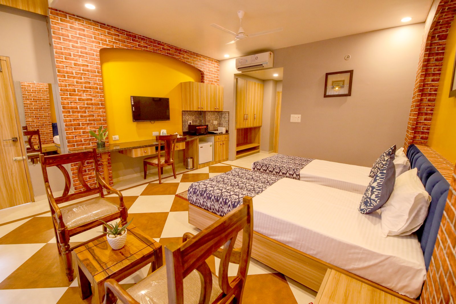 Gems Suites-A Boutique Stay gallery 6